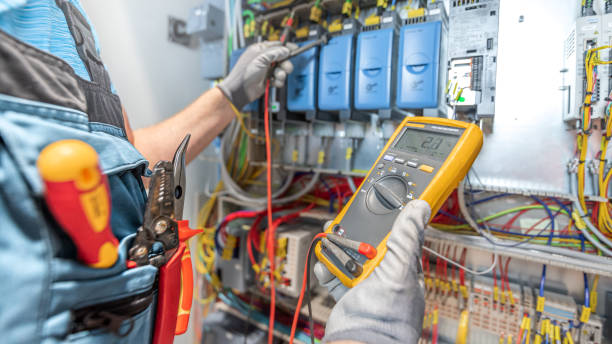 Best Emergency Electrician Near Me  in Pleasantville, IA